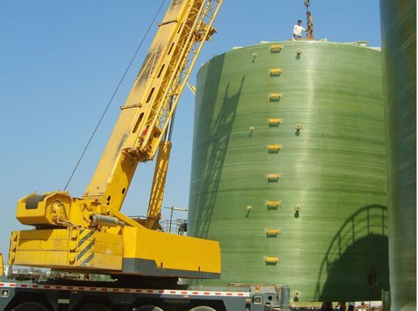 大型纏繞玻璃鋼儲罐 大型纏繞玻璃鋼儲罐